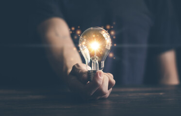 直线电机的工作原理