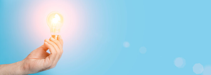 马鞍山到南京中华门的汽车最晚的一班是几点？