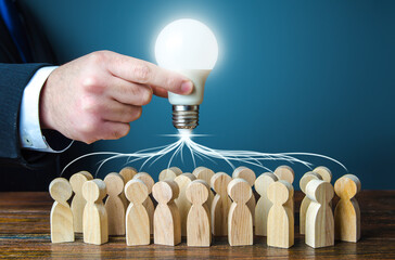 民办学校被政府收编,老师有编制吗