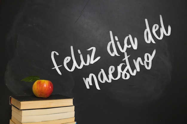 本田凌派剩余公里怎么显示